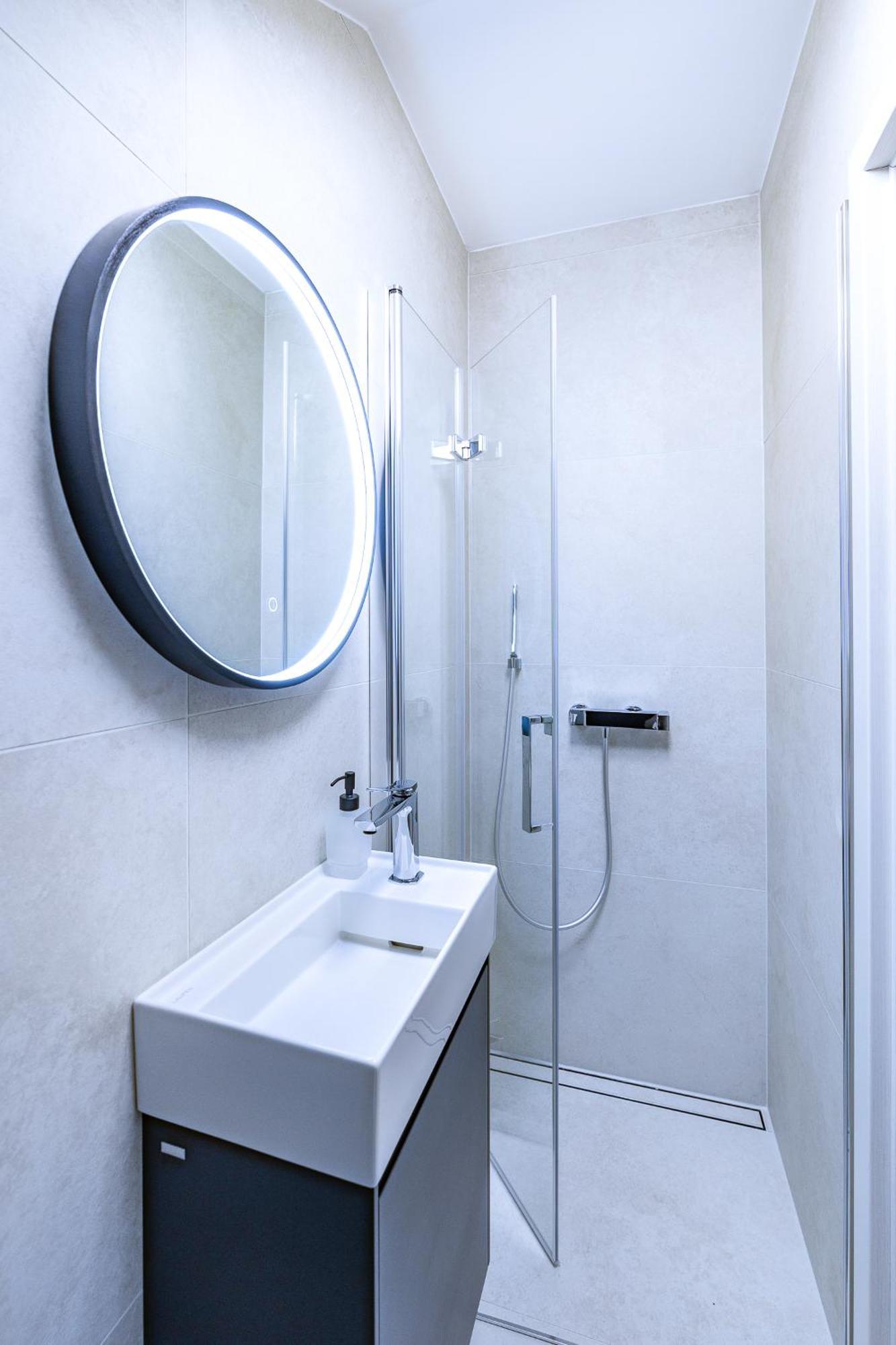 Isolana Apartment Изола Екстериор снимка