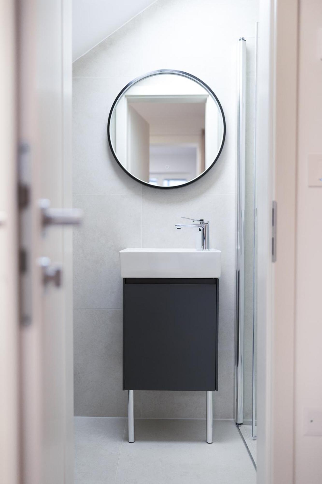Isolana Apartment Изола Екстериор снимка